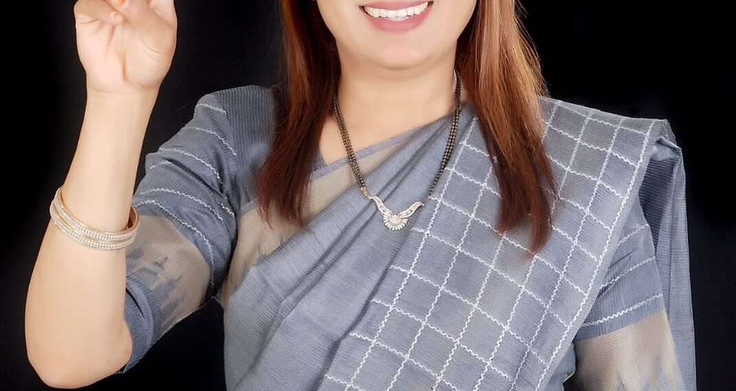Minister Rekha Arya