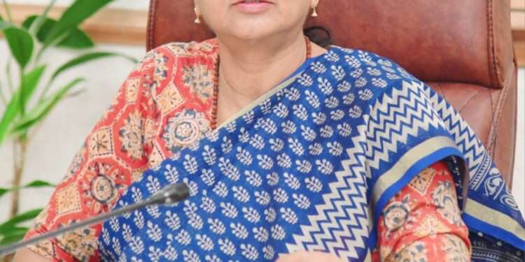 cm radha raturi
