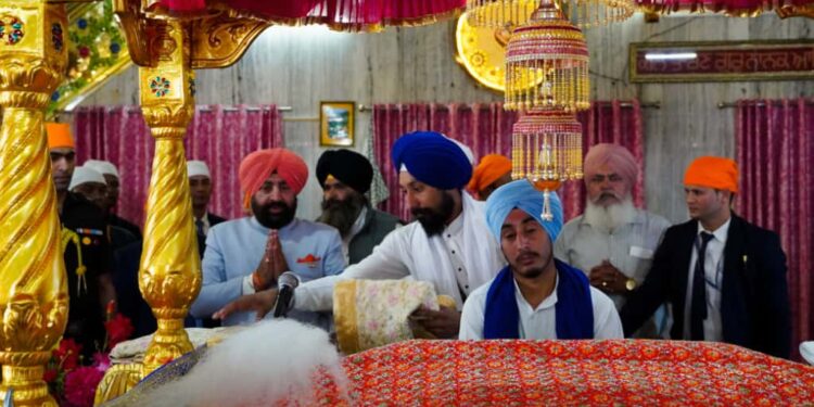 Dev Bhoomi Samiksha गुरु नानक देव जी के उपदेश मानवता के लिए प्रेरणास्रोत : राज्यपाल -