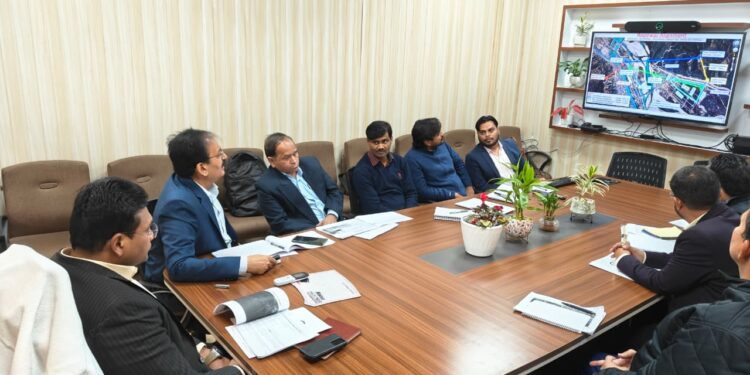 Dev Bhoomi Samiksha धामी सरकार का बड़ा ट्रांसपोर्ट प्लान, देहरादून समेत प्रमुख शहरों में ई-बीआरटी और रोपवे नेटवर्क की तैयारी -