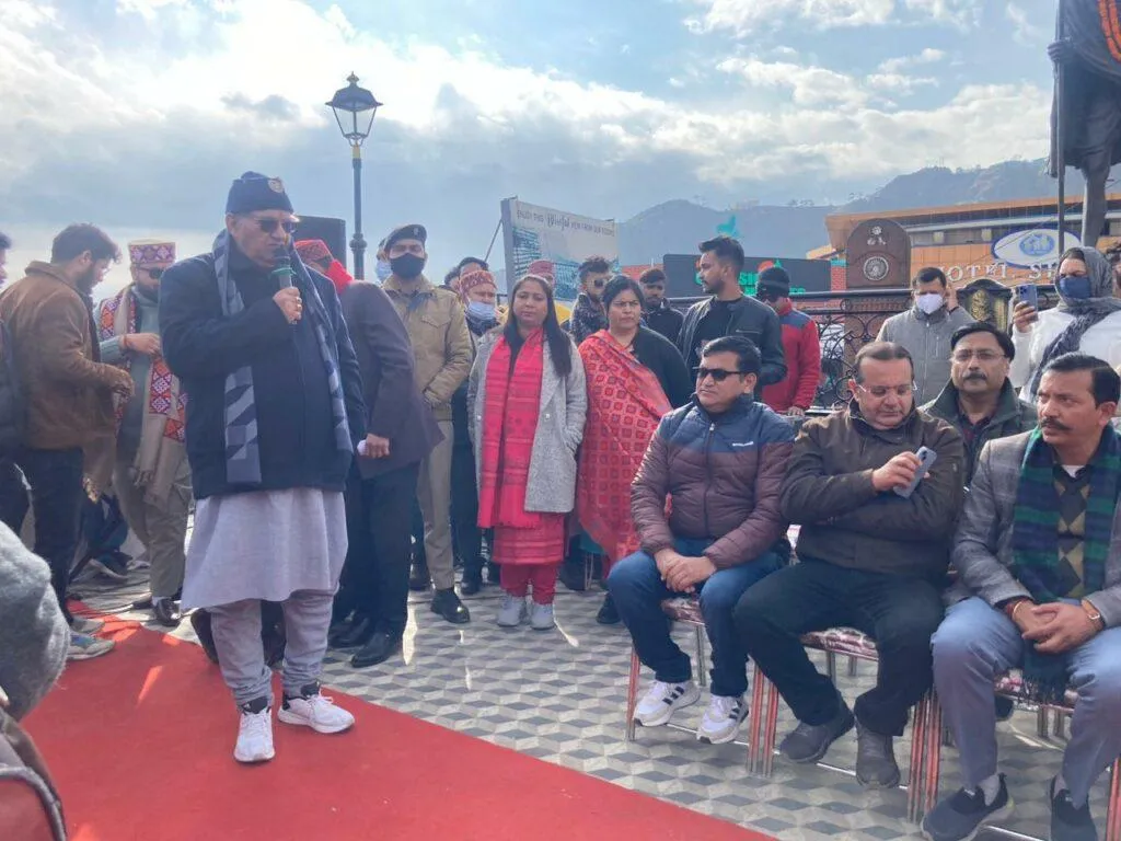 Dev Bhoomi Samiksha मसूरी पहुंचे मंत्री गणेश जोशी, विंटर लाइन कार्निवाल में किया प्रतिभाग। -