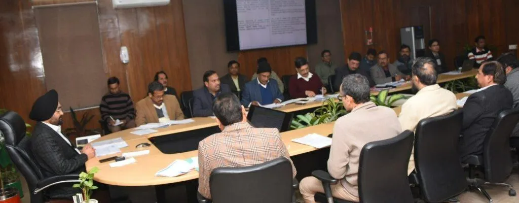 Dev Bhoomi Samiksha मुख्य सचिव ने गंगा के किनारे बसे शहरों में भी सेप्टेज मैनेजमेंट की तत्काल कार्यवाही सुनिश्चित करने के निर्देश दिये -