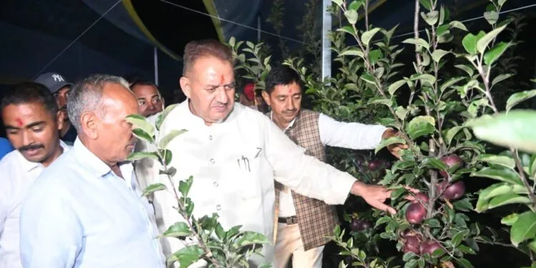 Agriculture Minister Ganesh Joshi reached state garden Ramgarh