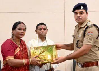 Dev Bhoomi Samiksha рдкреБрд▓рд┐рд╕ рд▓рд╛рдЗрди рдореЗрдВ рдЖрдпреЛрдЬрд┐рдд рд╣реБрдЖ рд╡рд┐рджрд╛рдИ рд╕рдорд╛рд░реЛрд╣ -