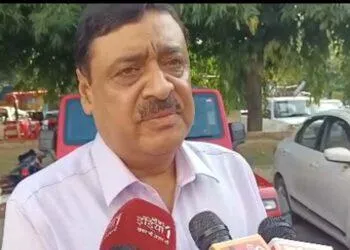 Dev Bhoomi Samiksha рдбреЗрдВрдЧреВ рд╕реЗ рдмрдЪрд╛рд╡ рдХреЗ рд▓рд┐рдП рдкреНрд░рддреНрдпреЗрдХ рд╡рд╛рд░реНрдб рдореЗрдВ рджреЛ рд╢рд┐рдлреНрдЯ рдореЗрдВ рдХрд╛рд░реНрдп рдХрд░рдиреЗ рдХреЗ рдирд┐рд░реНрджреЗрд╢ -