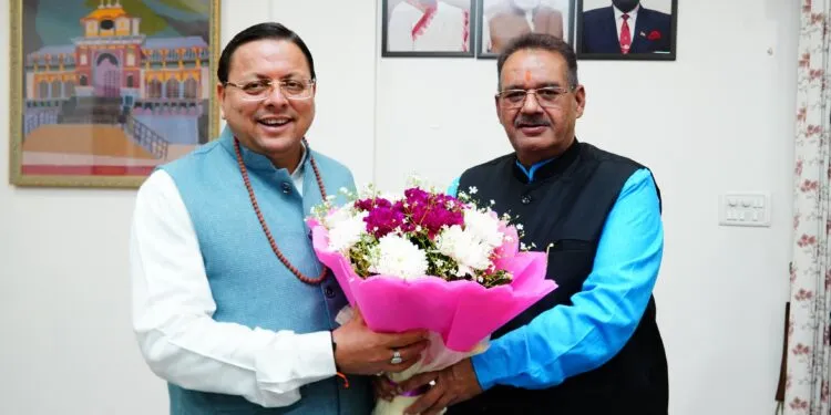 Dev Bhoomi Samiksha केदारनाथ जीत पर मुख्यमंत्री धामी को बधाई देते कृषि मंत्री गणेश जोशी -