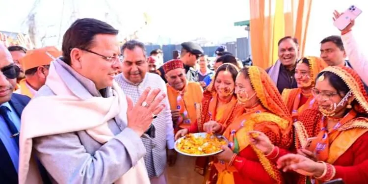Dev Bhoomi Samiksha कांग्रेस पार्टी के लोग घोटाले करके सिर्फ अपनी तिजोरियां भरते हैं: मुख्यमंत्री धामी -