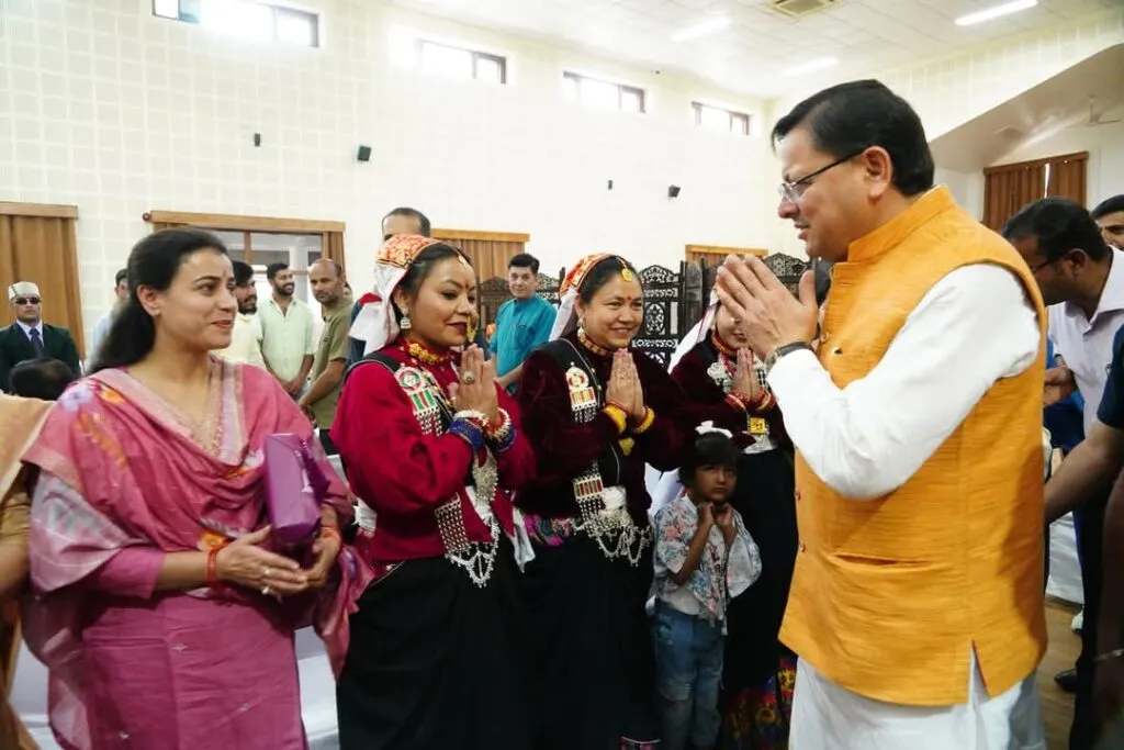 Dev Bhoomi Samiksha मुख्यमंत्री से जौनसार क्षेत्र के जनप्रतिनिधियों की भेंट -