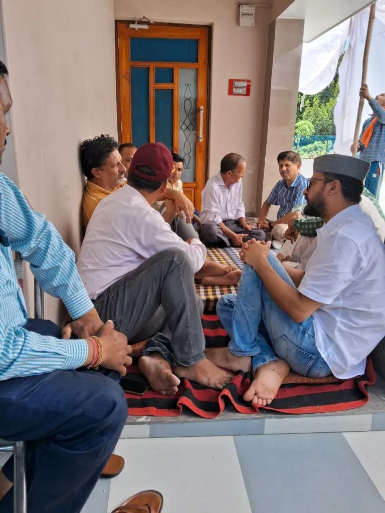 Dev Bhoomi Samiksha रोहित नेगी हत्याकांड में परिजनों से उत्तराखंड स्वाभिमान मोर्चा -