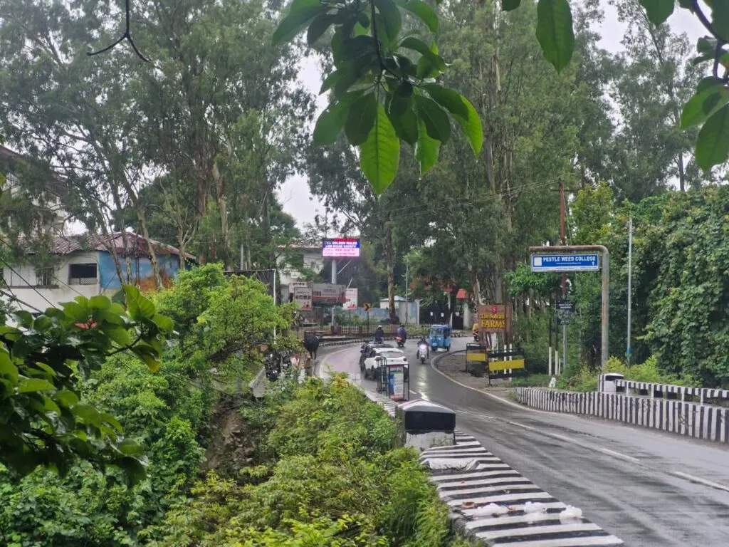 Dev Bhoomi Samiksha देहरादून : मालसी पुल में हुआ भूस्खलन, आवाजाही बंद, मौजूद है यह वैकल्पिक मार्ग। -