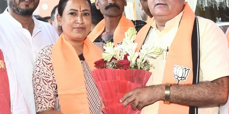 Dev Bhoomi Samiksha प्रदेश अध्यक्ष बनने पर रेखा आर्या ने दी बधाई -