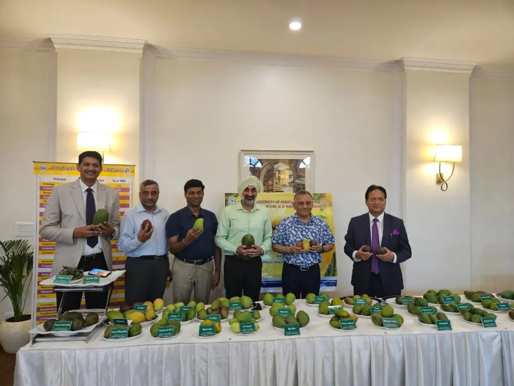 Dev Bhoomi Samiksha दिल्ली : आम की विविधता का भव्य प्रदर्शन: पंतनगर कृषि विश्वविद्यालय की अनूठी पहल -