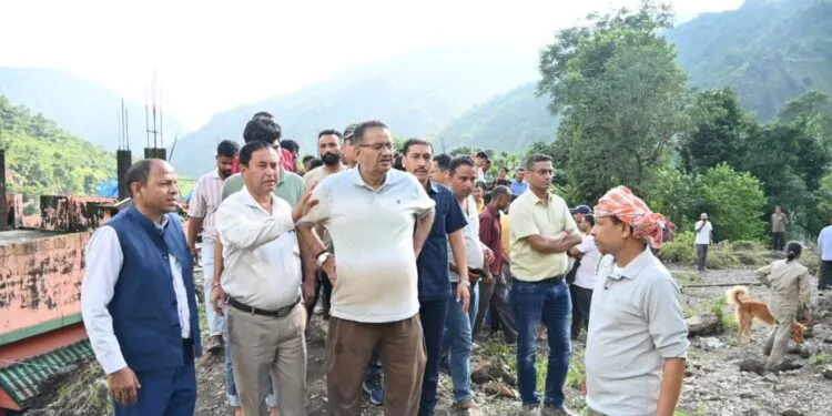 Dev Bhoomi Samiksha आपदा प्रभावित क्षेत्रों का निरीक्षण कर मंत्री जोशी ने दिए युद्धस्तर पर राहत कार्यों के निर्देश -