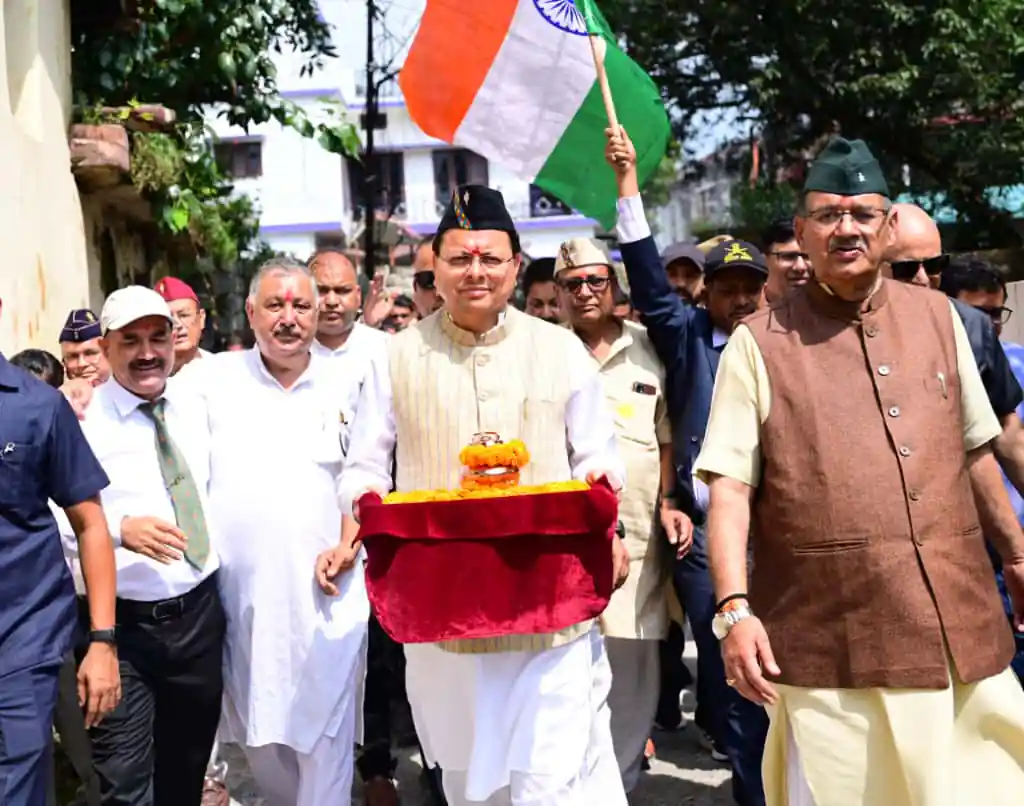 Dev Bhoomi Samiksha मुख्यमंत्री ने किया शहीद सम्मान यात्रा 2 का शुभारम्भ -