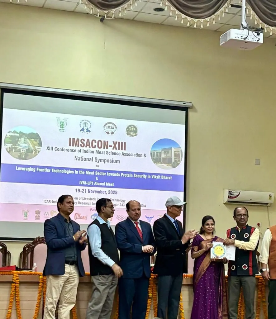 Dev Bhoomi Samiksha जनजातीय परिवारों की आय बढ़ाने के लिए पंतनगर विश्वविद्यालय ने मशरूम खेती का प्रशिक्षण दिया -