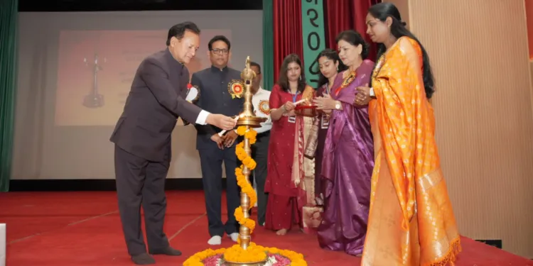 Dev Bhoomi Samiksha पंतनगर विश्वविद्यालय में ‘नवारंभ 2083’ का भव्य एवं सांस्कृतिक आयोजन -