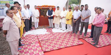 Dev Bhoomi Samiksha पंतनगर विवि की भूमि पर निराश्रित गोवंश संवर्धन एवं अनुसंधान प्रकल्प का भूमि पूजन -