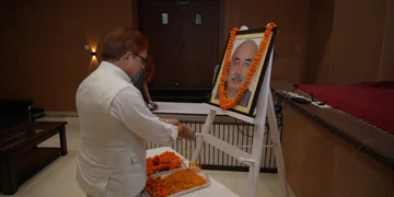 Dev Bhoomi Samiksha पंतनगर विवि के प्राध्यापक डा. शिवा प्रसाद के निधन पर गांधी हॉल में शोक सभा आयोजित -