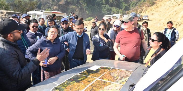 Dev Bhoomi Samiksha मनसा देवी की भूस्खलन प्रभावित पहाड़ियों का अध्ययन -