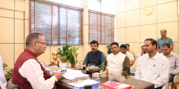 Dev Bhoomi Samiksha पेयजल उपलब्धता सुनिश्चित करें जलसंस्थान एवं जलनिगम: कैबिनेट मंत्री गणेश जोशी -