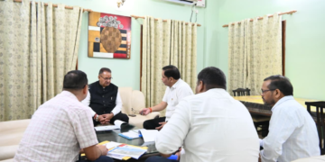 Dev Bhoomi Samiksha कृषि मंत्री गणेश जोशी ने मंडी बोर्ड की योजनाओं की समीक्षा की -